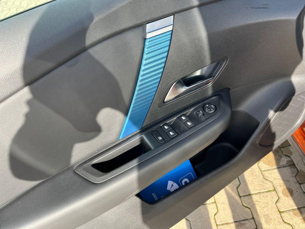 Citroën C4 Feel Elektromotor KLIMA+R-Kamera+LED+3PH-OBC
