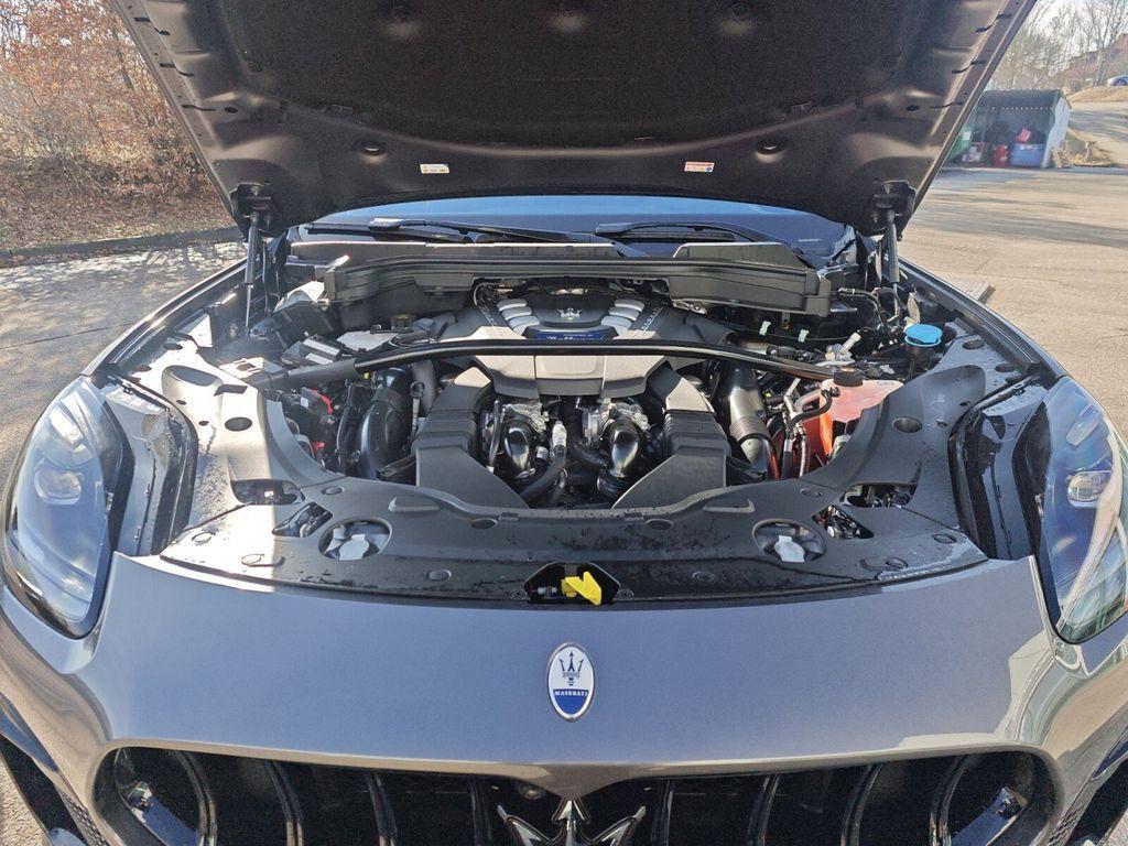 Maserati Grecale Trofeo MY 24 AHK+360°KAMERA+SITZLÜFTUNG