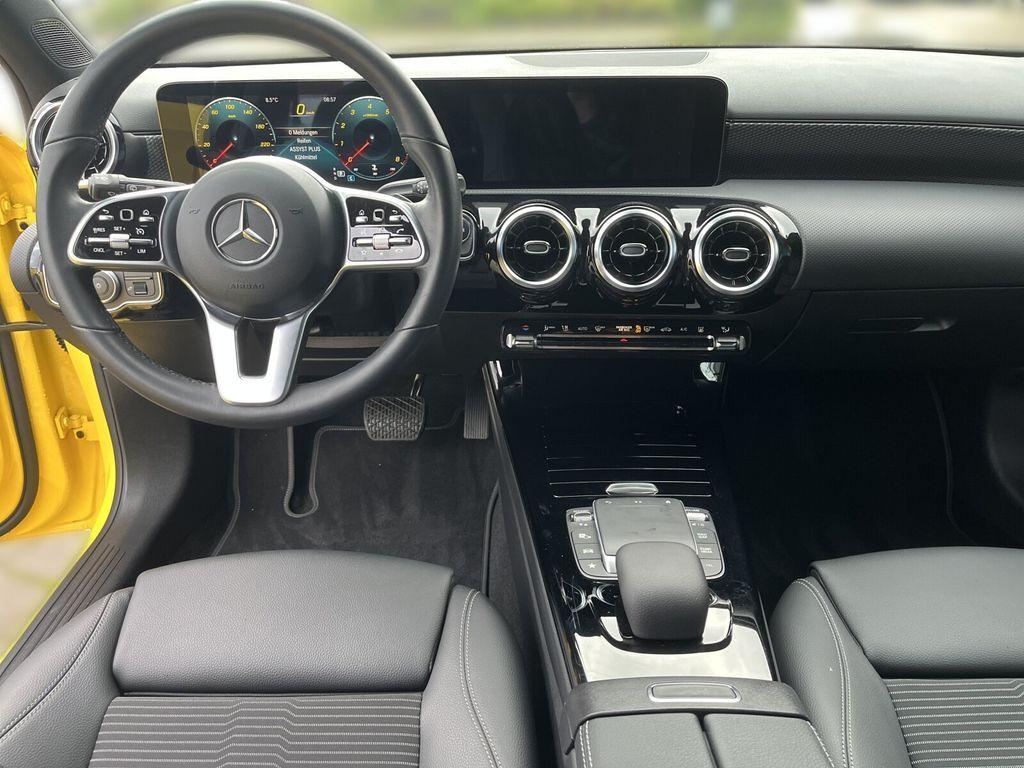 Mercedes-Benz A 200 PROGRESSIVE +RFK+LED+MBUX+StandheizungNavi