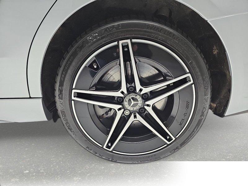 Mercedes-Benz C 300 E T AUTO. AMG LINE NAVI LED NIGHT MBUX AHK LM18