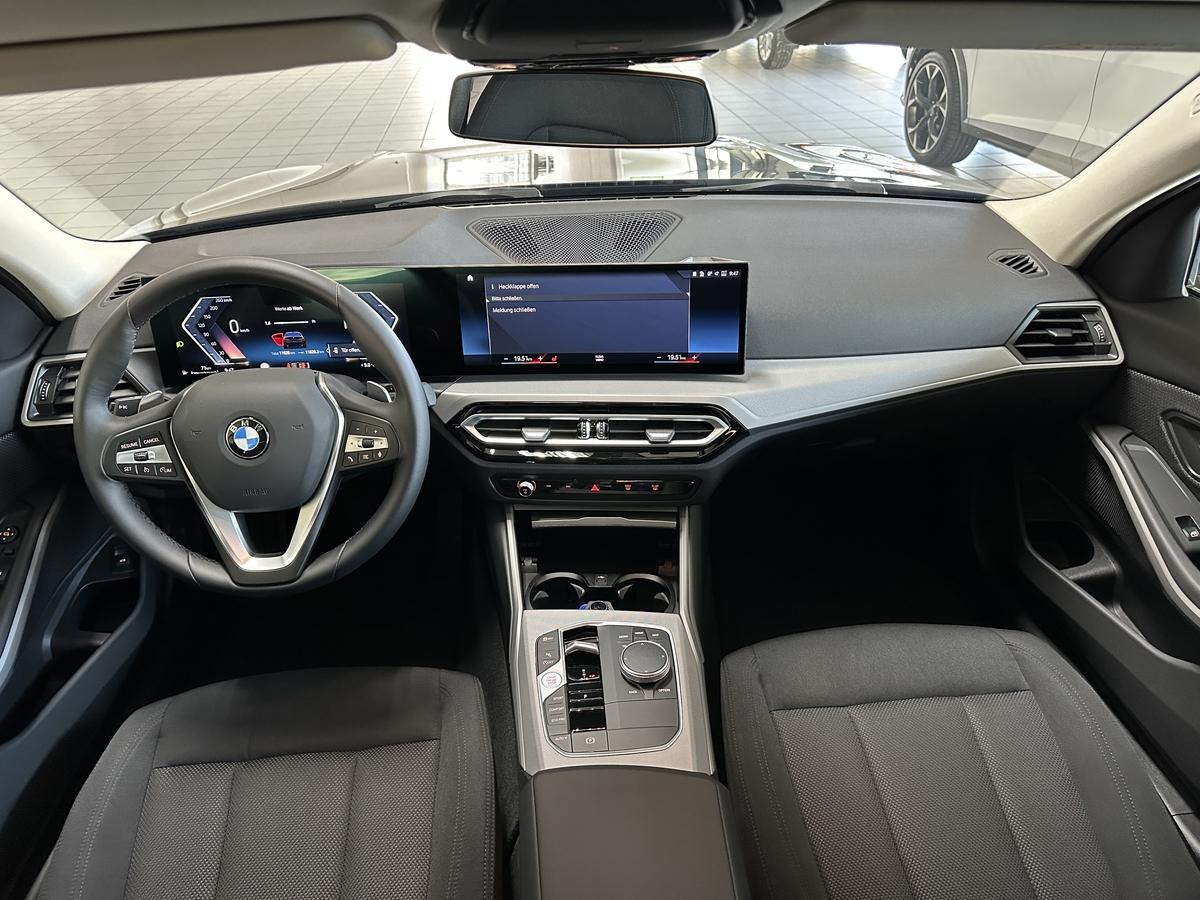 BMW 320i Limousine Standheizung LED el Sitze  PDC 