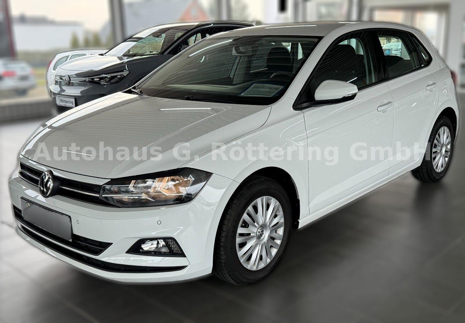 Volkswagen Polo VI Comfortline +Klima+CarPlay+