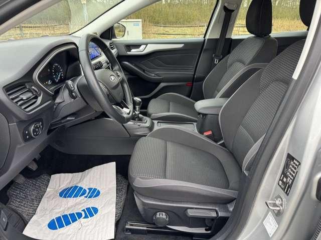 Ford Focus Turnier Cool & Connect LED*NAVI*AHK*SHZ