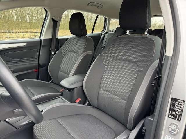 Ford Focus Turnier Cool & Connect LED*NAVI*AHK*SHZ