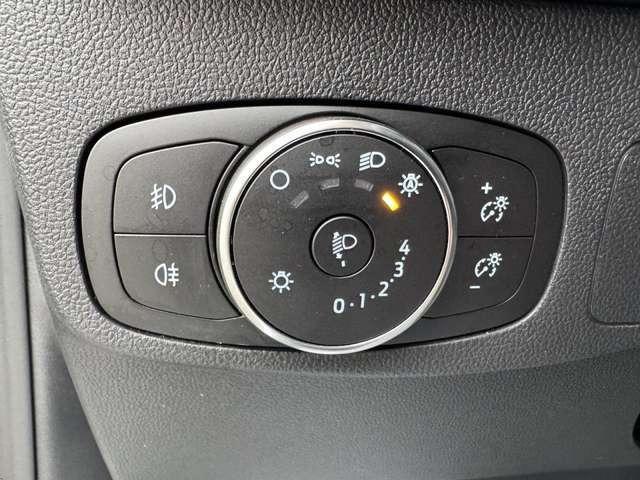 Ford Focus Turnier Cool & Connect LED*NAVI*AHK*SHZ