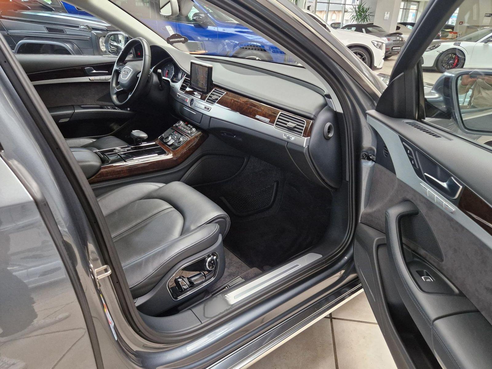 Audi A8 3.0 diesel quattro Lang*ACC*360*SCHIEBEDACH*
