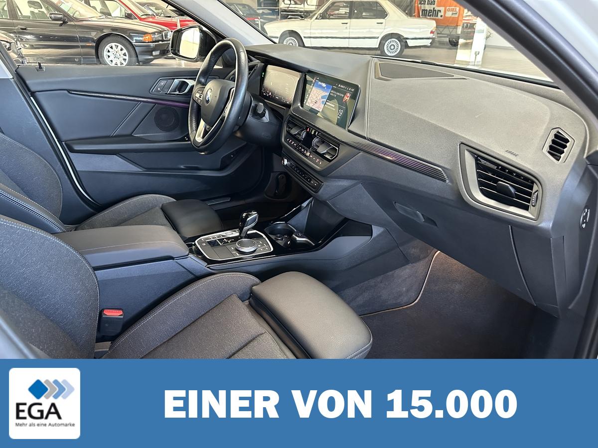 BMW 118i Sport Line LED RFK Pannodach Navi PDC Sitzhz.