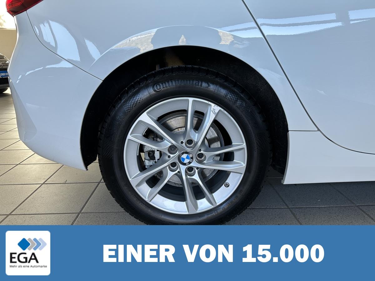 BMW 118i Sport Line LED RFK Pannodach Navi PDC Sitzhz.