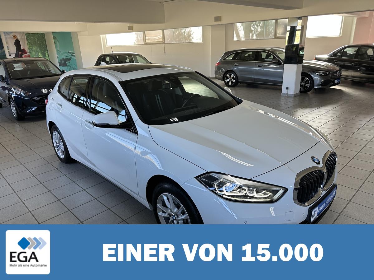 BMW 118i Sport Line LED RFK Pannodach Navi PDC Sitzhz.