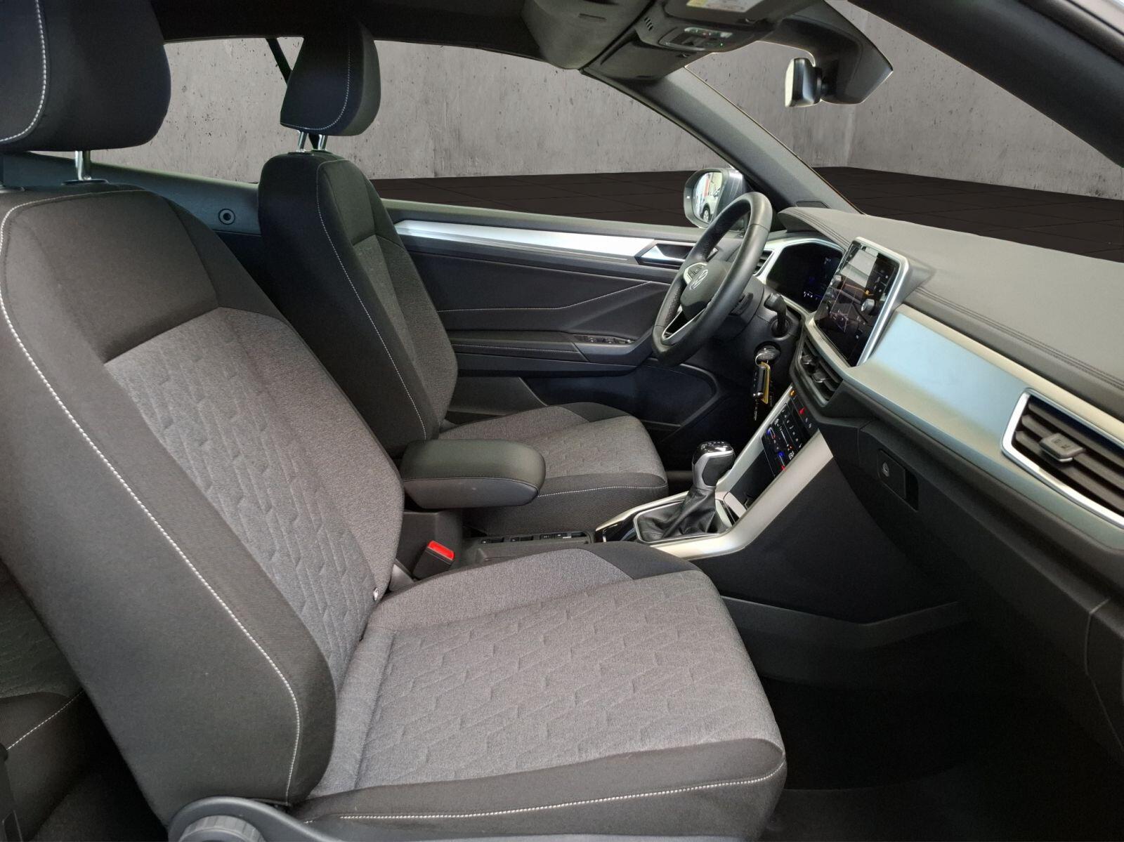 Volkswagen T-Roc MOVE 1.5 TSI 7-Gang DSG