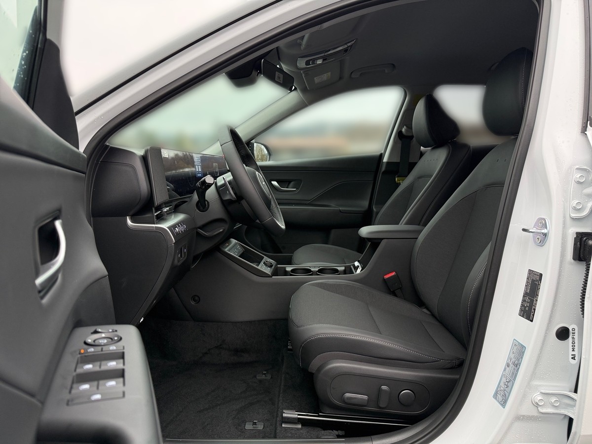 Hyundai KONA Prime Dachlackierung Navi LED