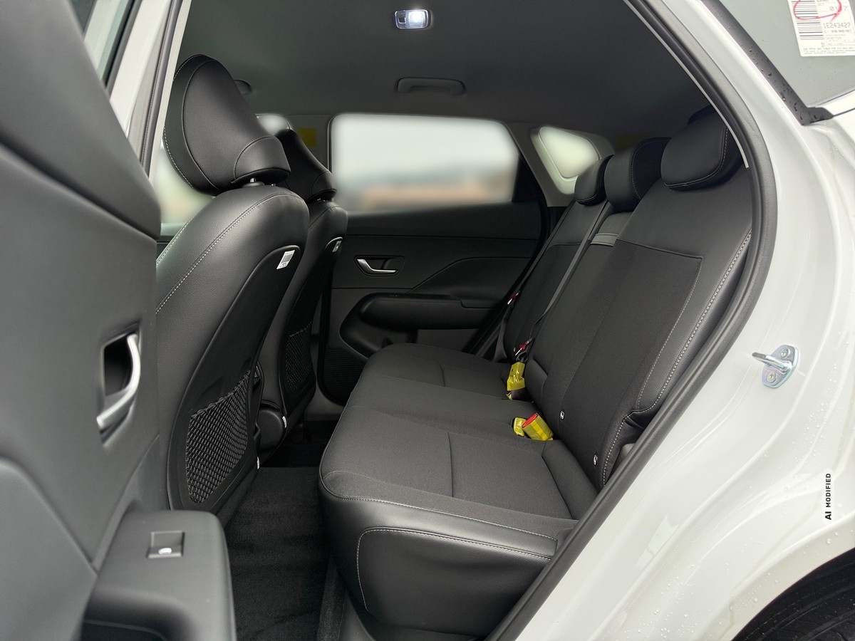 Hyundai KONA Prime Dachlackierung Navi LED