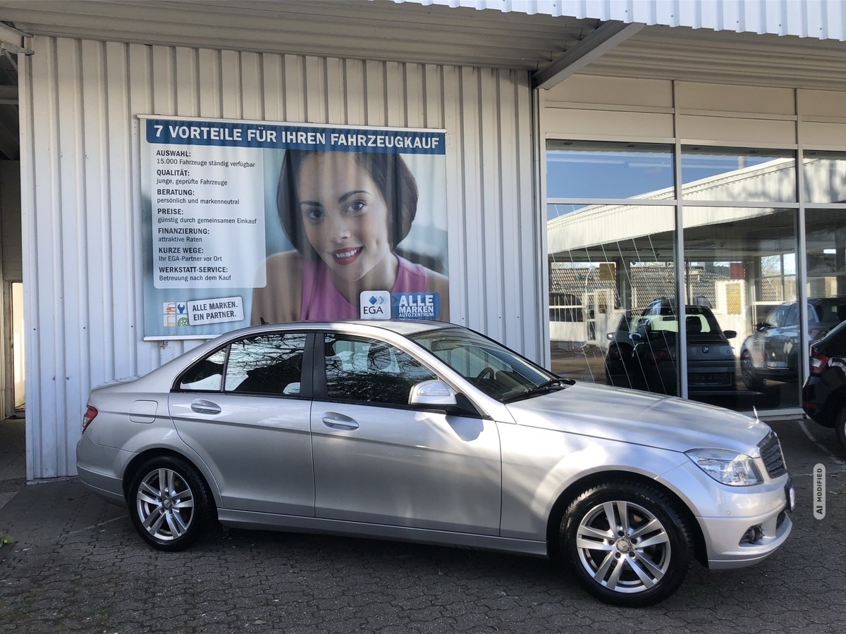 Mercedes-Benz C 180 NUR EXPORT GEPFLEGT*NAVI*KLIMAAUT*PTS VO*HI*SHZ 