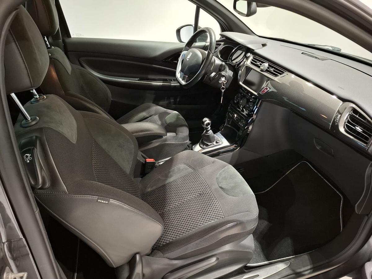 Citroën DS3 1.6TDI gepflegt wenig Kilometer NAVI