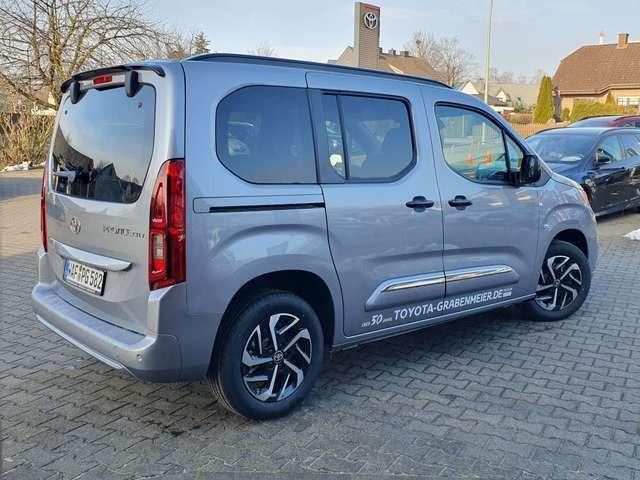 Toyota Proace City Verso 1.5 D-4D L1 Aut Team Deutschland (E)