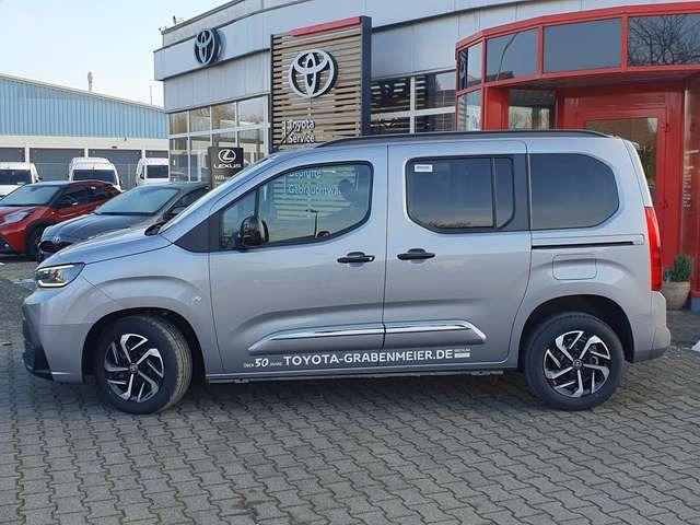 Toyota Proace City Verso 1.5 D-4D L1 Aut Team Deutschland (E)