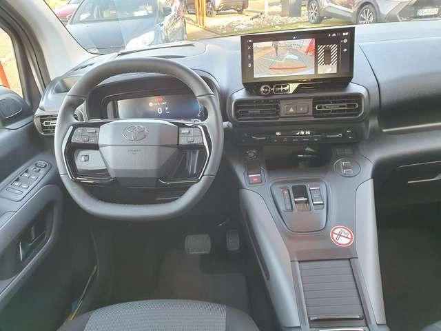 Toyota Proace City Verso 1.5 D-4D L1 Aut Team Deutschland (E)
