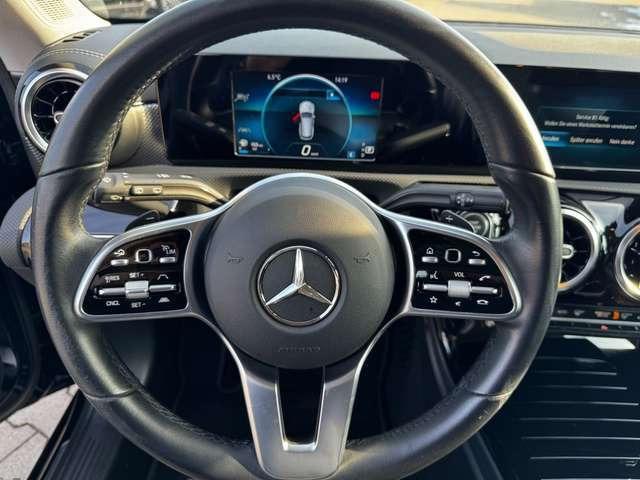 Mercedes-Benz CLA 220 d Shooting Brake *MBUX*KAM*AHK*TOP*