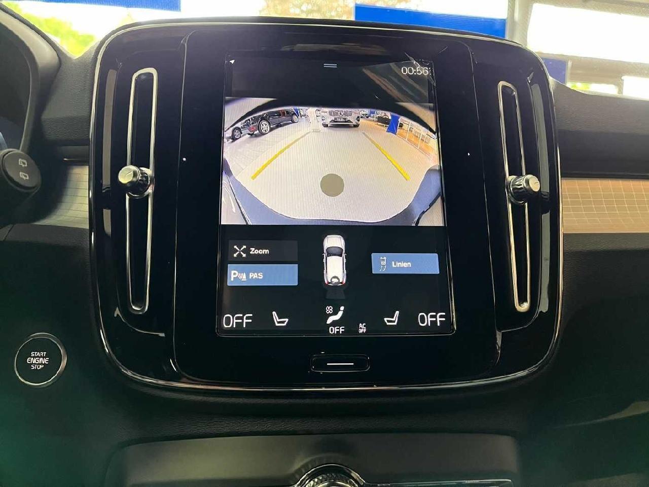 Volvo XC40 XC40 Plus Dark Recharge Plug-In Hybrid 2WD