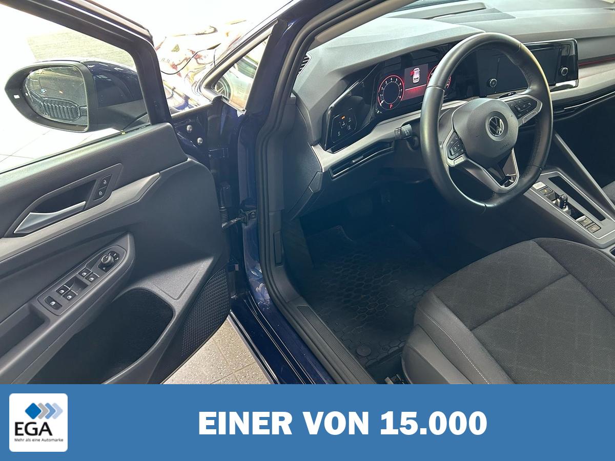 Volkswagen Golf VIII 1.0 eTSI Life LED ACC Virtual Navi