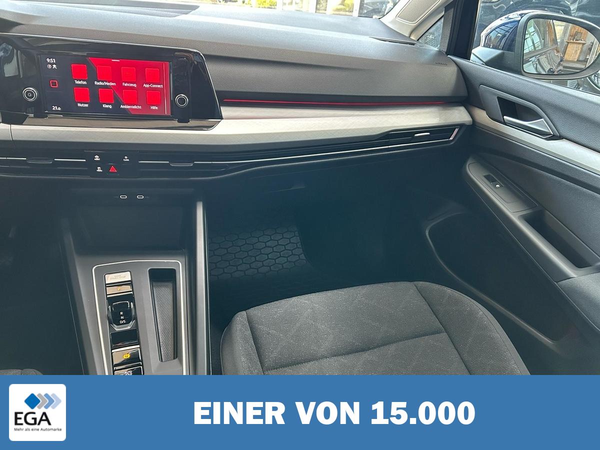 Volkswagen Golf VIII 1.0 eTSI Life LED ACC Virtual Navi
