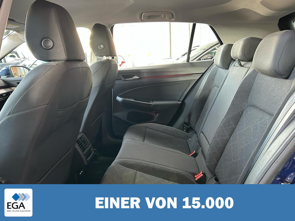 Volkswagen Golf VIII 1.0 eTSI Life LED ACC Virtual Navi