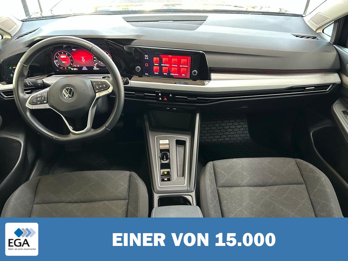 Volkswagen Golf VIII 1.0 eTSI Life LED ACC Virtual Navi