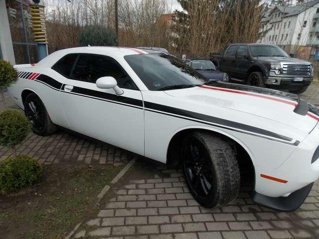 Dodge Challenger 4x4 