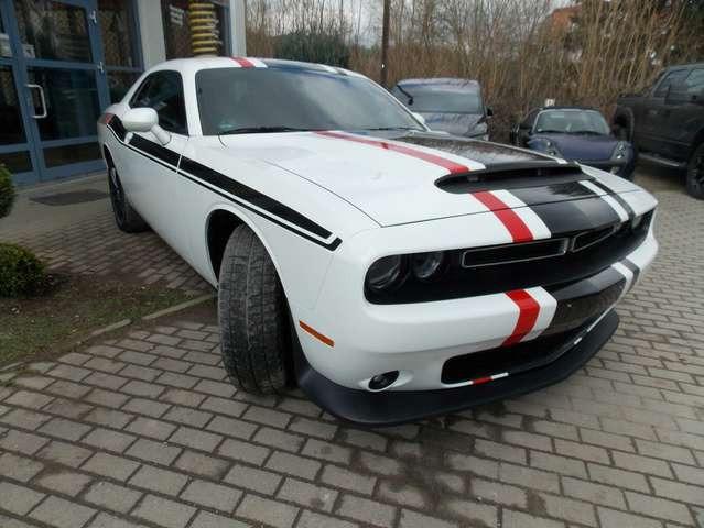 Dodge Challenger 4x4 