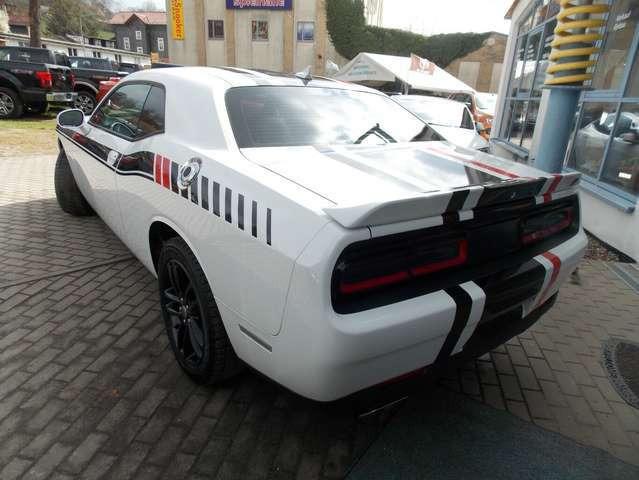 Dodge Challenger 4x4 
