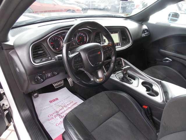 Dodge Challenger 4x4 