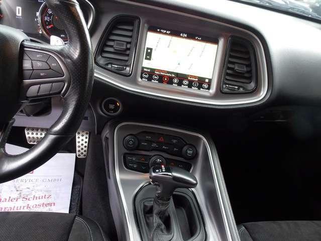 Dodge Challenger 4x4 