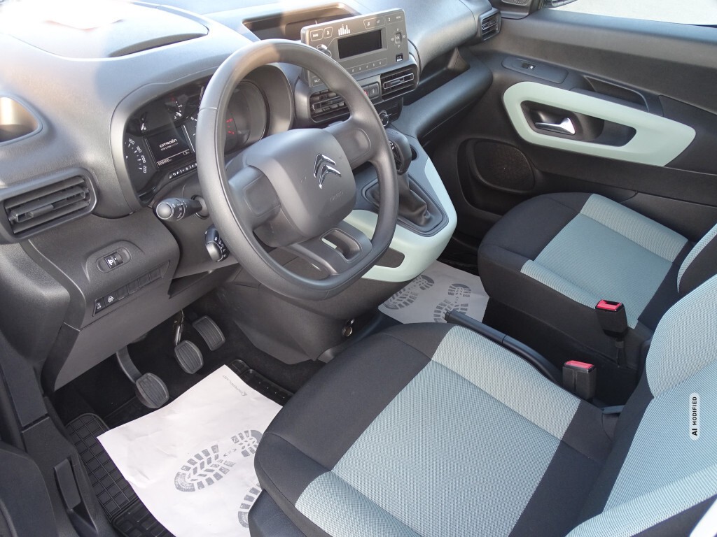 Citroën Berlingo XL*7 SITZER*KLIMA*TEL.*SPUR ASSI*TEMPO*