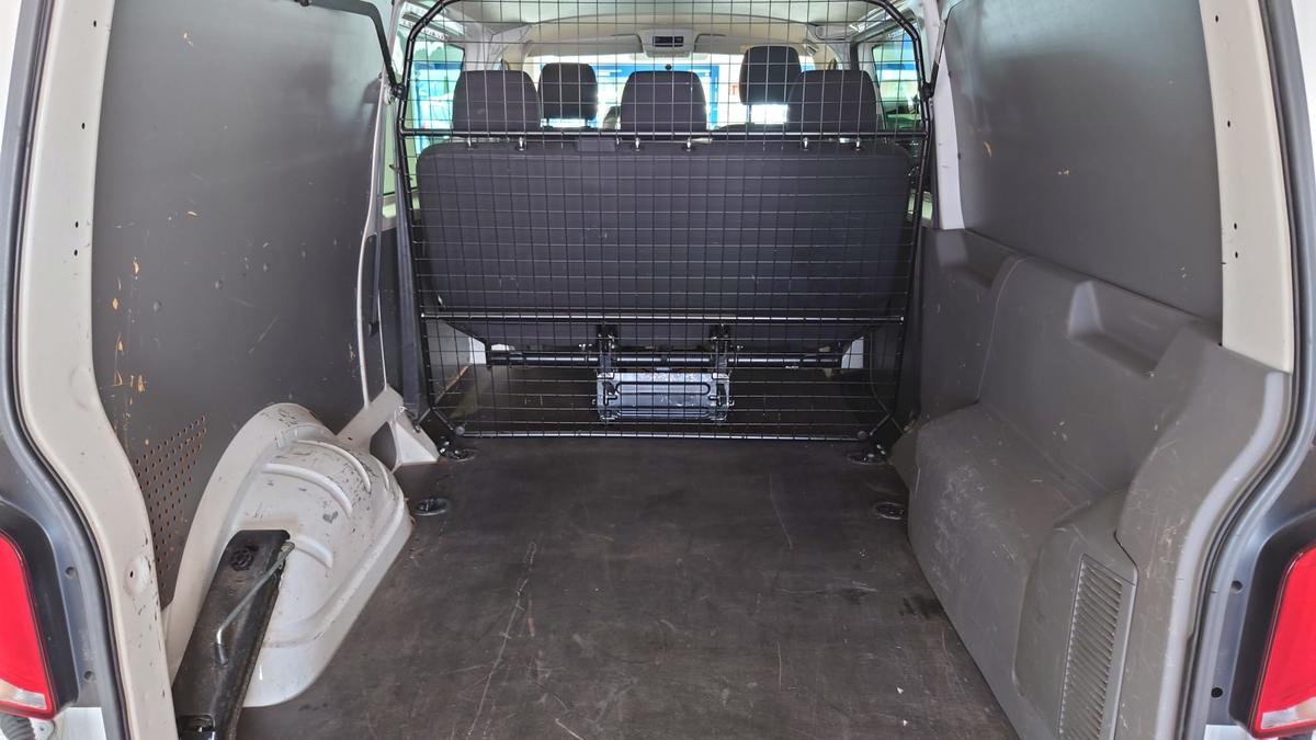 Volkswagen T6 Transporter lang 5 Sitzer Navi Klima vo & hi