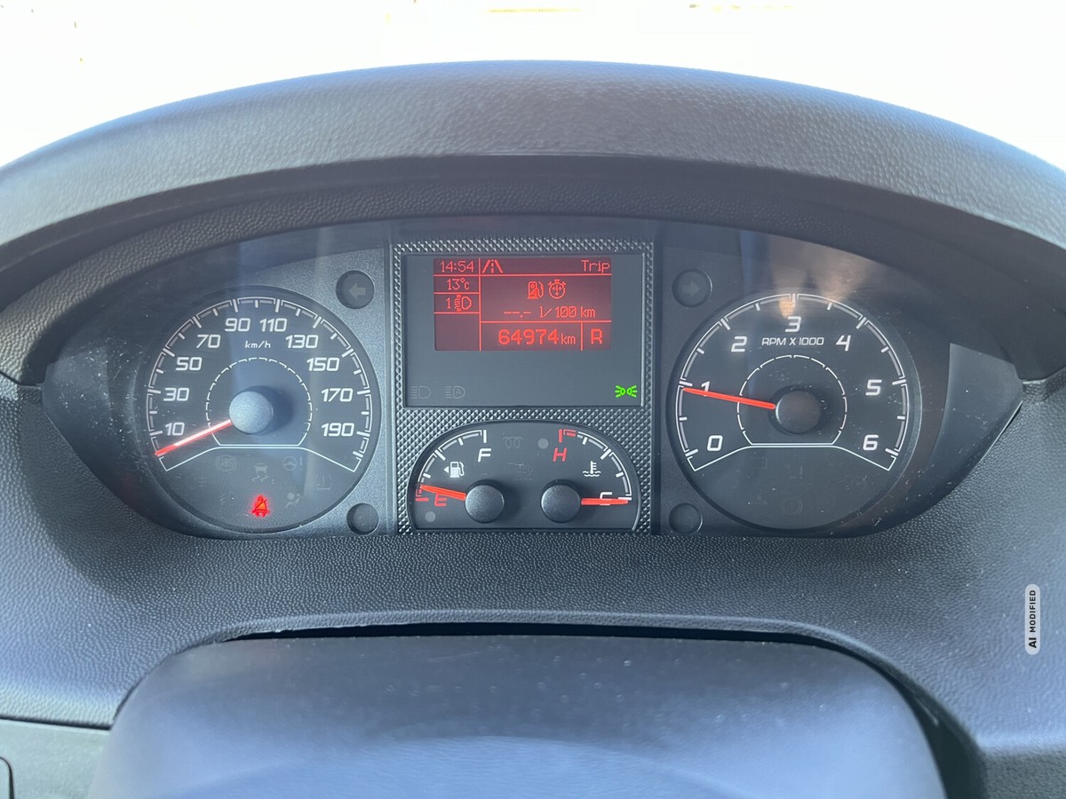 Pössl Roadcar 540 Automatik+Solar+SAT+AHK+Markise+Navi+160 PS