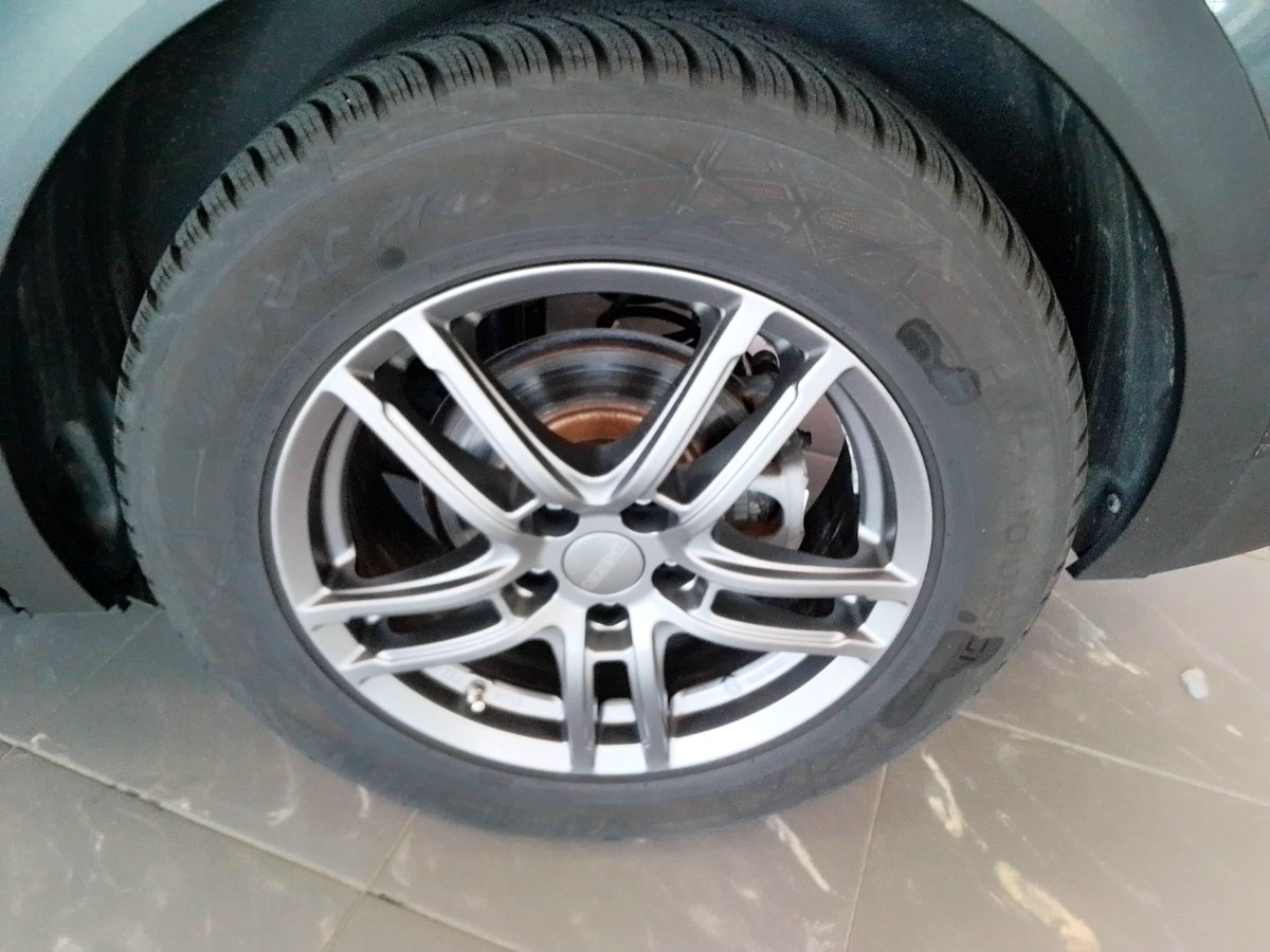 Peugeot 408 PureTech 130 EAT8 Allure Pack