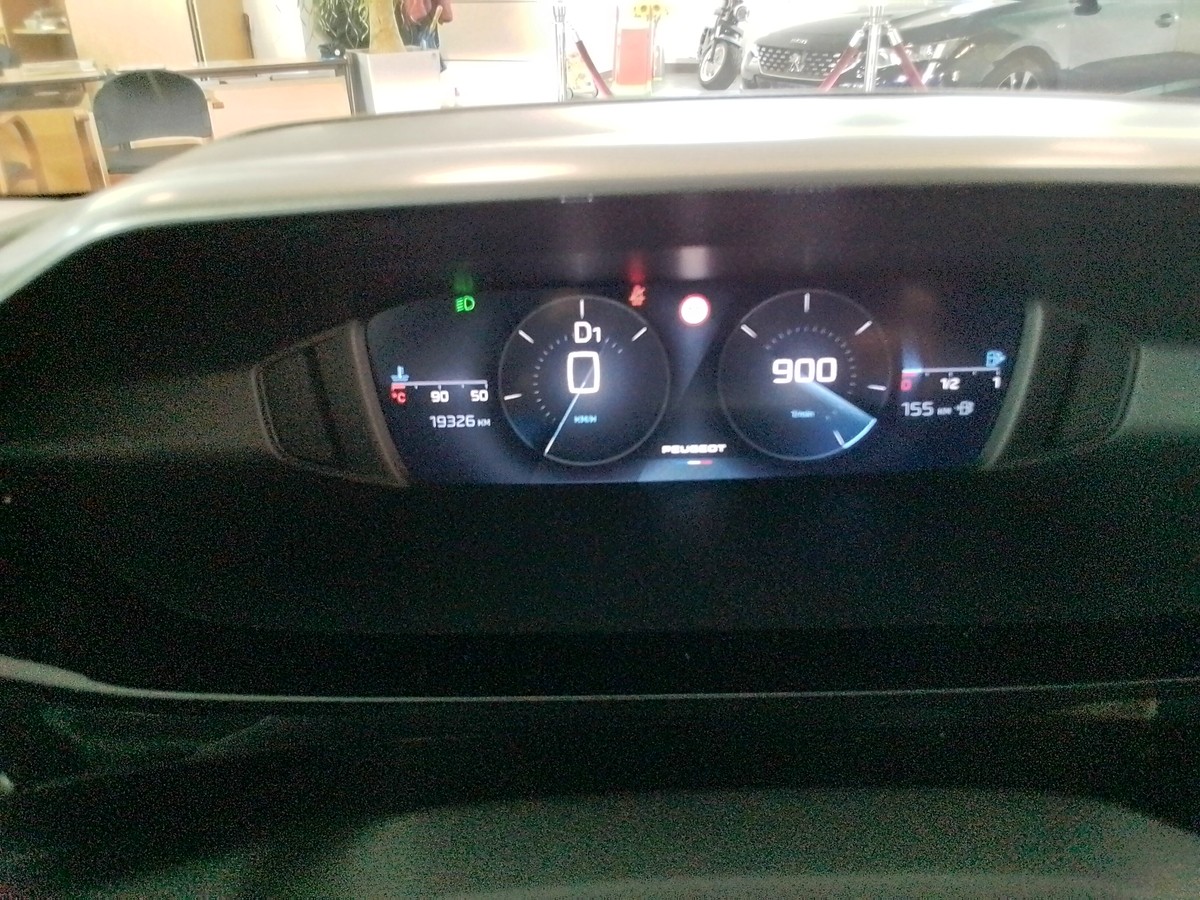 Peugeot 408 PureTech 130 EAT8 Allure Pack