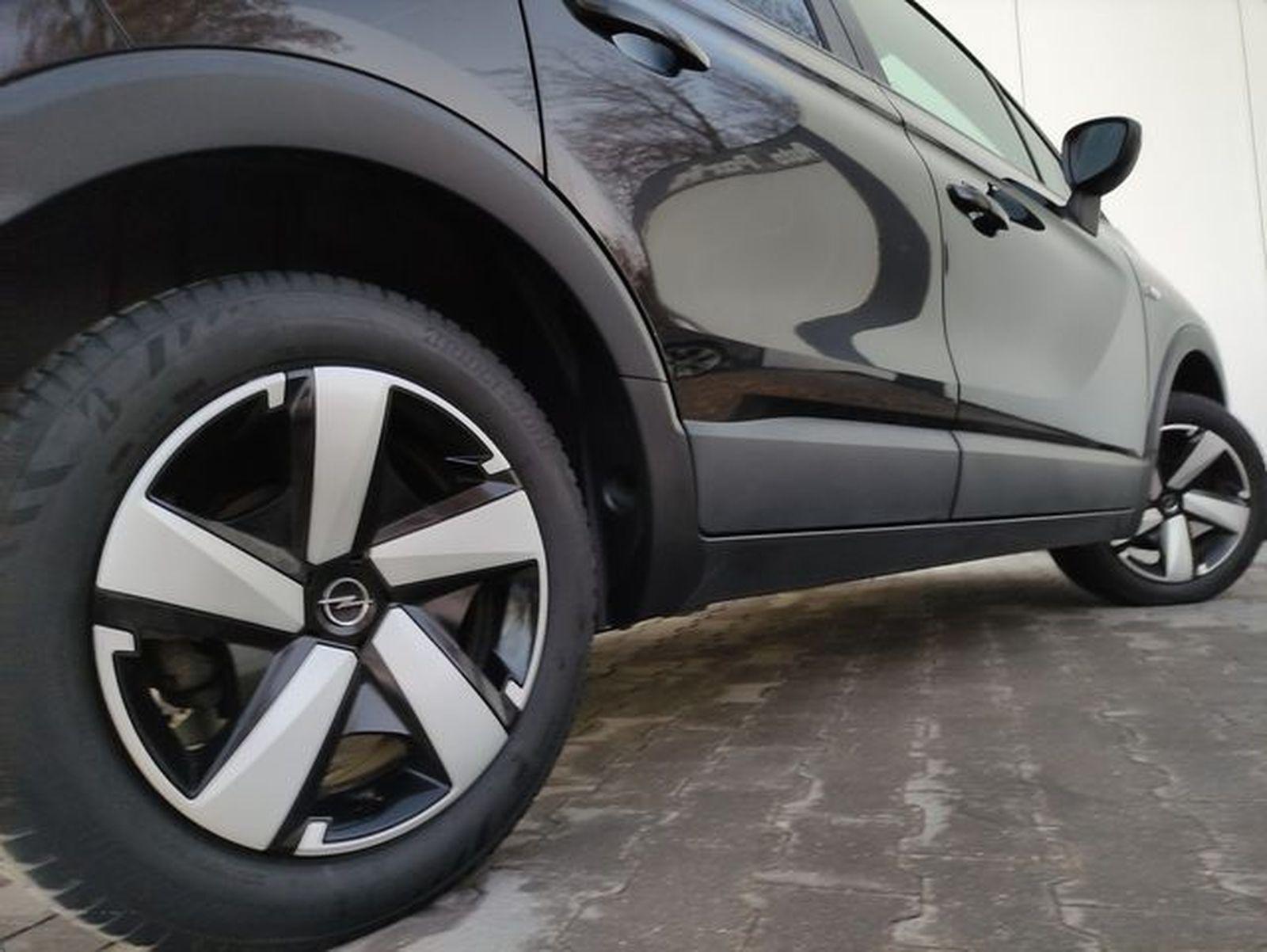 Opel Crossland Navi/APP~SHZ~LHZ~LED~2xPDC~RFK~DAB