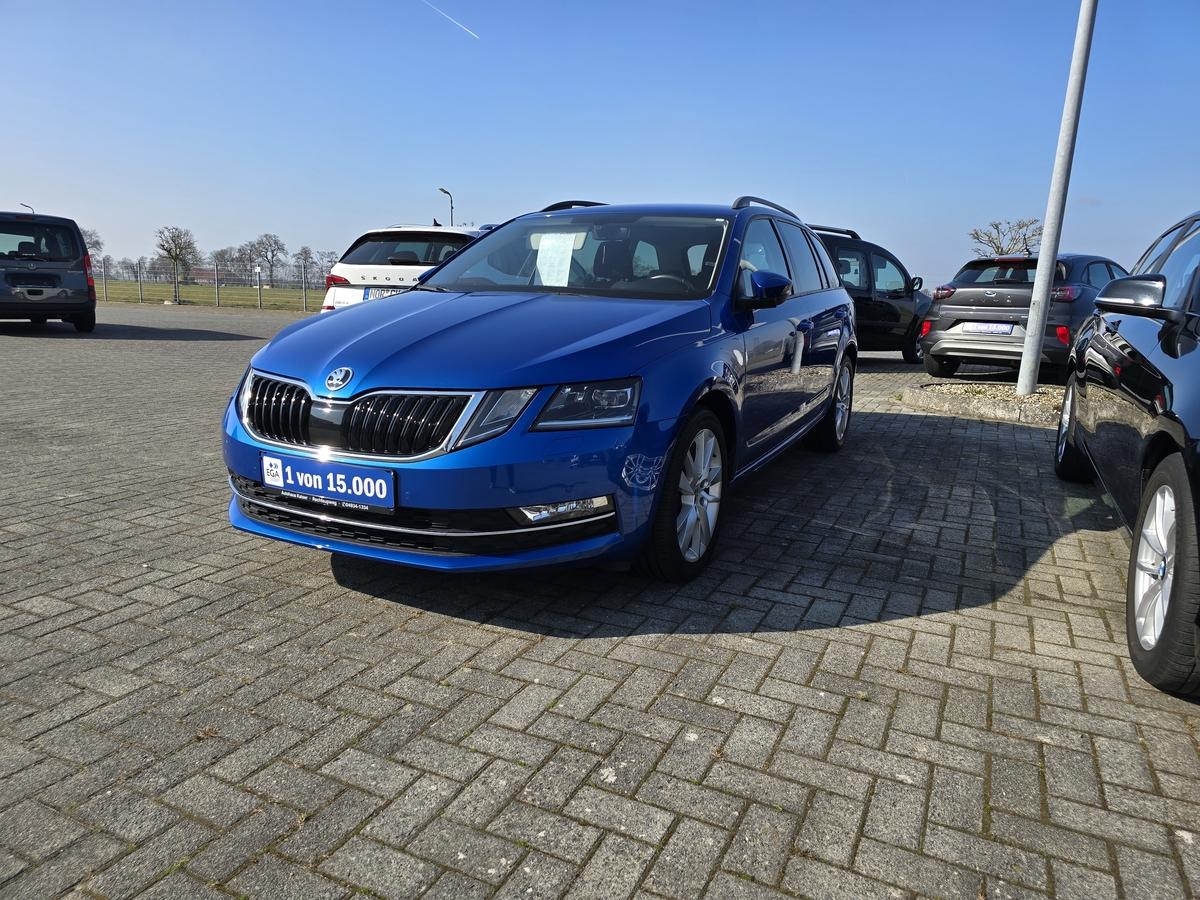 Skoda Octavia Combi 1.5 TSI ACT Style Navi Einparkhilfe LED Klima 
