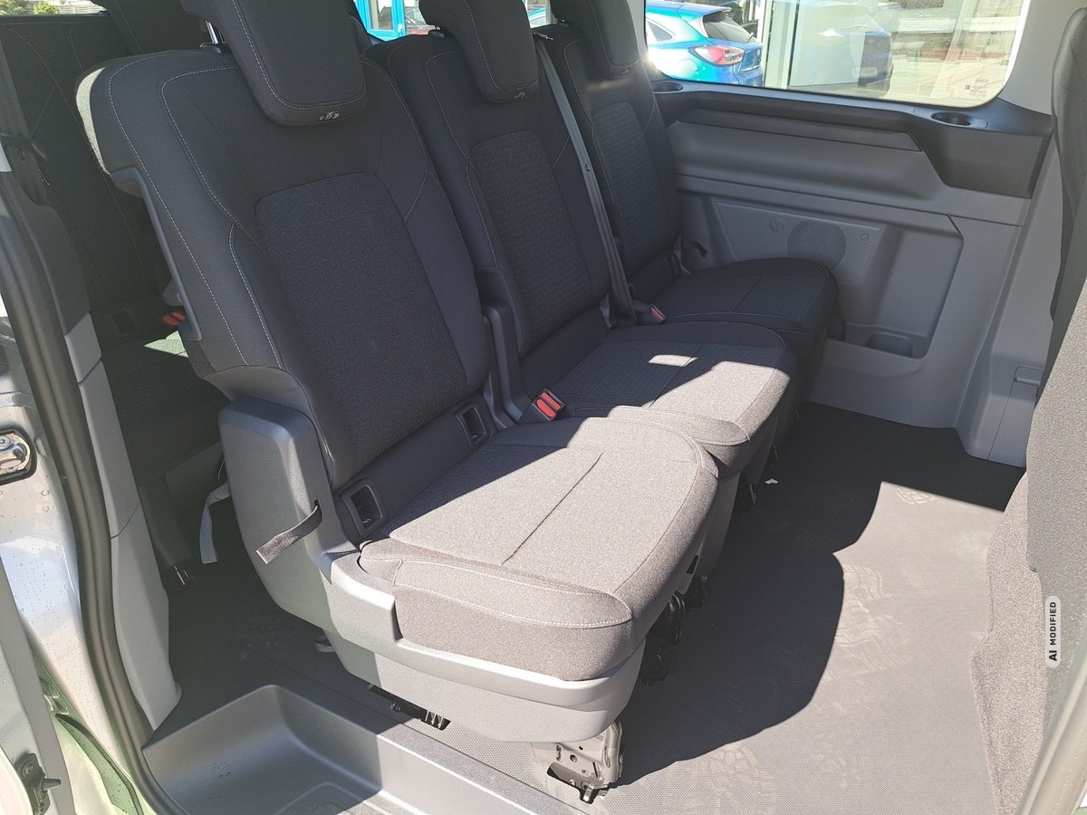 Ford Transit Custom 2.0 EcoBlue 320 L1 FWD Trend *9-Sitzer*