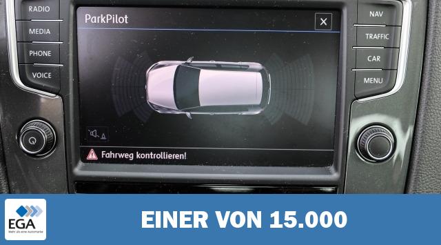 Volkswagen Golf VII e- Navi LED Scheinwerferreg. ACC 2-Zonen-Klimaautom Klimaautom Fahrerpr