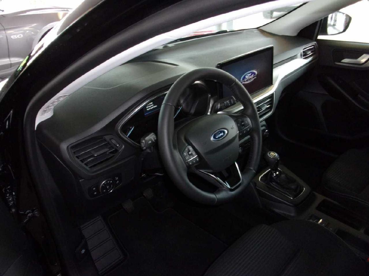 Ford Focus Lim. Titanium *LED-SHZ-Kamera*