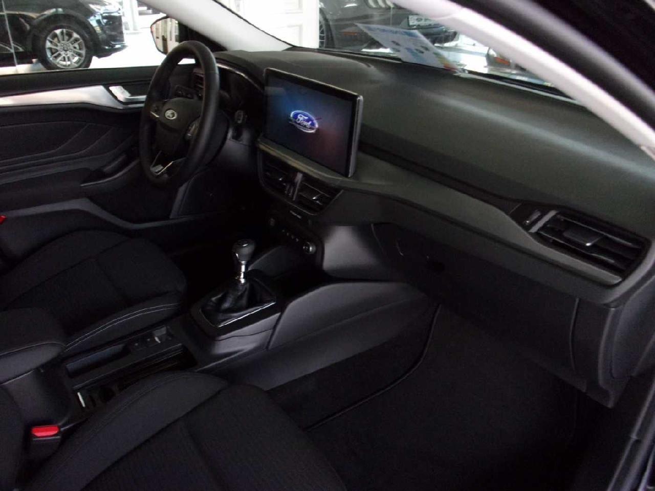 Ford Focus Lim. Titanium *LED-SHZ-Kamera*