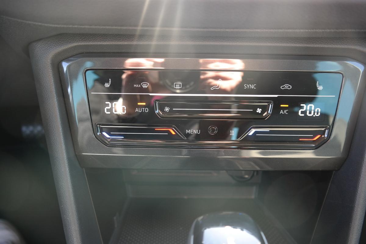 Volkswagen Tiguan 2.0 TDI Life DSG ,Std.-Hzg., Matrix AHK....