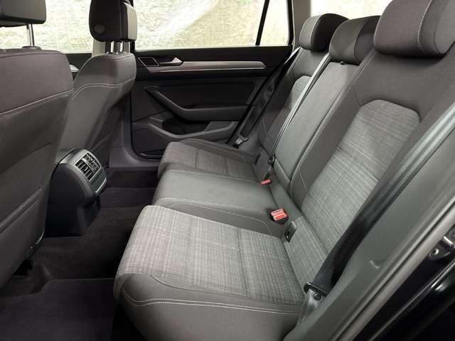 Volkswagen Passat 2.0TDI Business NAVI LED CARPLAY TRAVEL AS