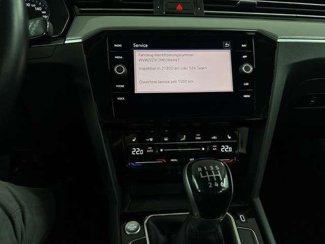 Volkswagen Passat 2.0TDI Business NAVI LED CARPLAY TRAVEL AS