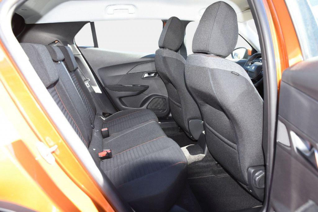 Peugeot 2008 Active Pure Tech 130 EAT8