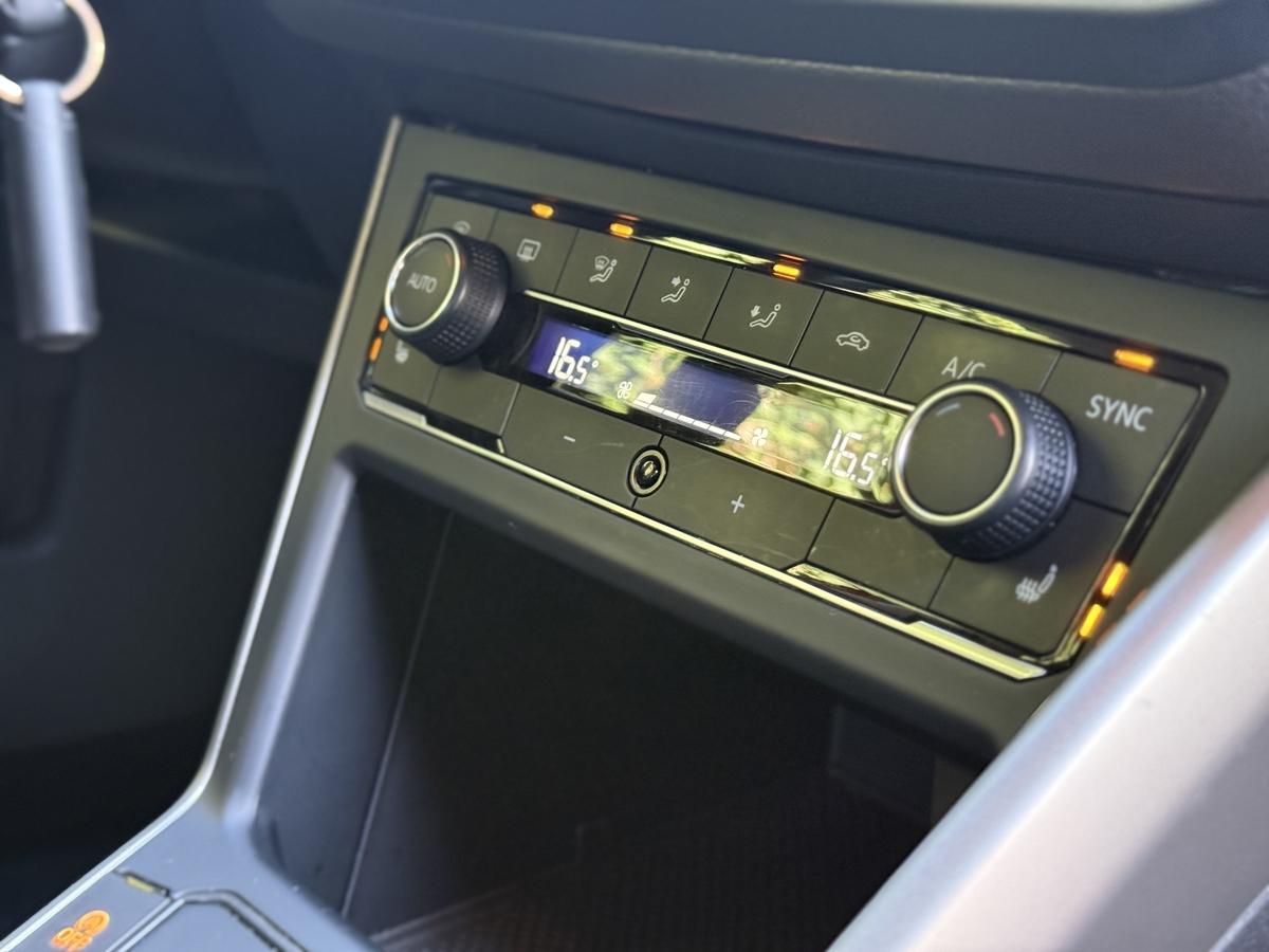 Volkswagen Polo 1.0 Comfortline /LED/SITZHEIZUNG/PDC/KLIMAAUTOMATIK/