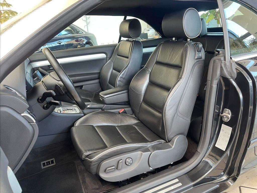 Audi S4 Cabrio*Automatik*LEDER*XENON*TPM*BOSE*el.Dach