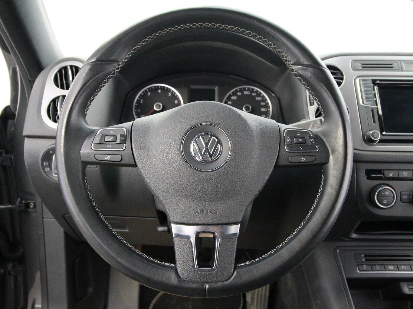 Volkswagen Tiguan 1.4 TSI Lounge Sport & Style NAVI+KAMERA